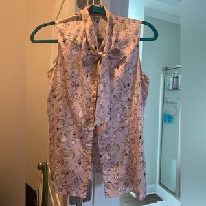 Tahari button down sleeveless top with bow tie